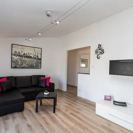 Perugino Apartman Senigallia